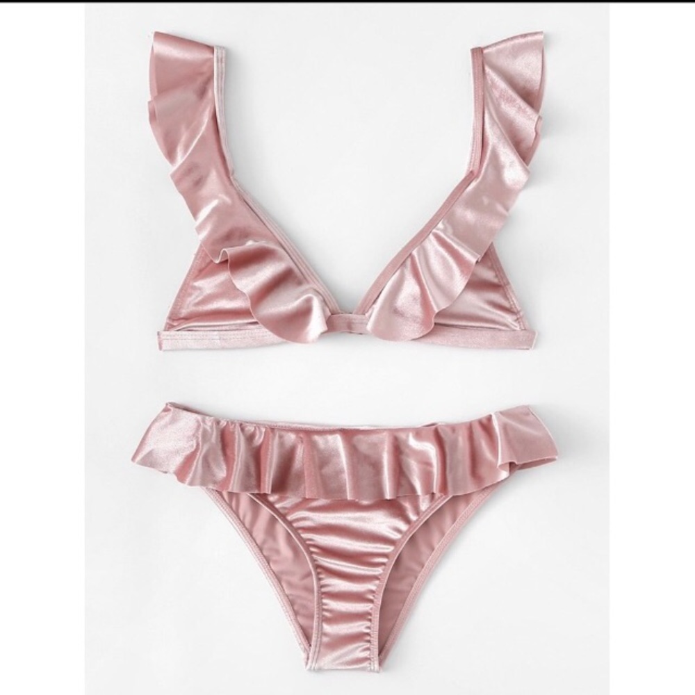 👙Pink Ruffle Bikini